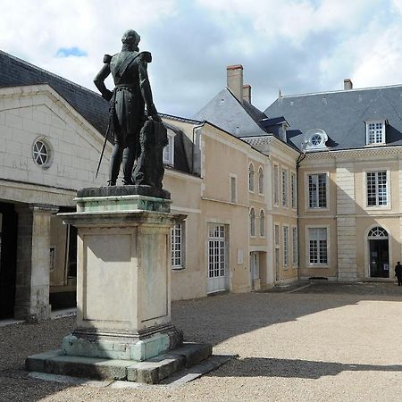 Maison D'Hotes De Charme - Au Lys Blanc Châteauroux 外观 照片